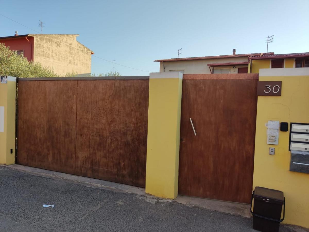 Il Guardiano Del Faro Apartment Cabras Luaran gambar